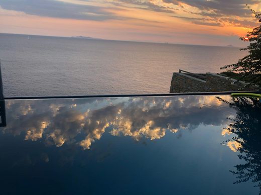 Villa in Kéa, Nomós Kykládon