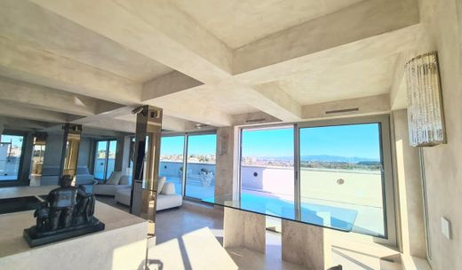 Ρετιρέ σε Ρώμη, Lazio