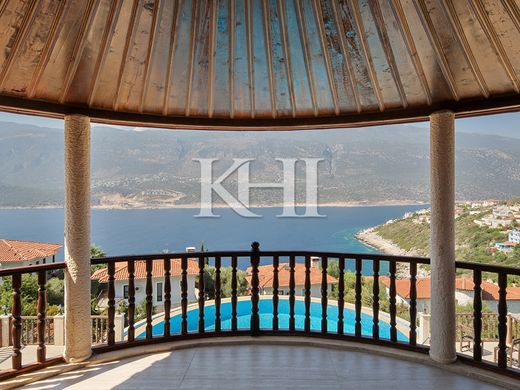 Villa a Adalia, Provincia di Antalya