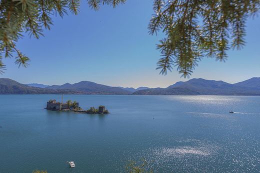 Villa Cannobio, Verbano-Cusio-Ossola ilçesinde
