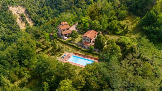 Villa Plurifamiliare a Castel San Pietro Terme, Bologna