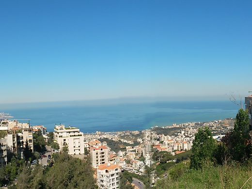 Qornet Chahouâne, Mohafazat Mont-Libanの土地