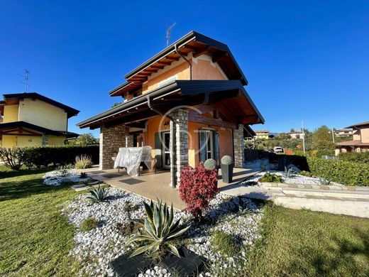 Villa in Moniga del Garda, Provincia di Brescia