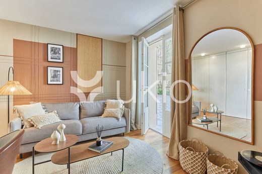 Appartement à Saint-Germain, Odéon, Monnaie, Paris