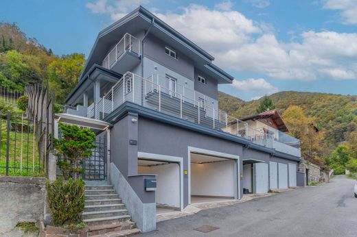 Βίλα σε Casargo, Provincia di Lecco