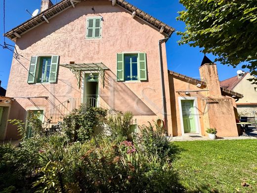 بيت مستقل ﻓﻲ Beaune, Cote d'Or