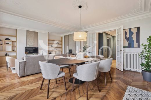 パリ, Parisのアパートメント