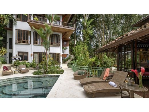 Luxus-Haus in Quepos, Provincia de Puntarenas