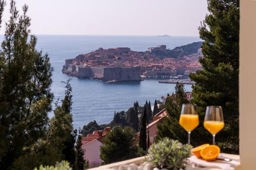 Daire Dubrovnik, Grad Dubrovnik