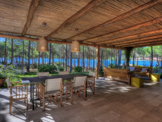 Villa a Cala di Volpe, Sassari