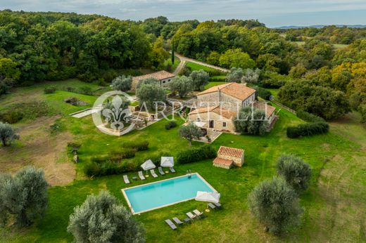 Rural or Farmhouse in Manciano, Provincia di Grosseto