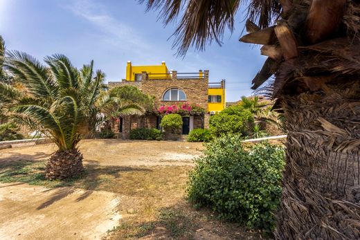 Vrijstaand huis in Tínos, Cycladen