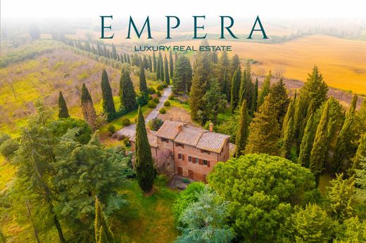 Country House in Chiusi, Province of Siena