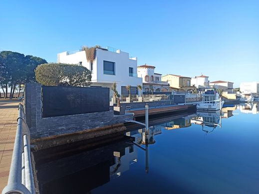 Luxus-Haus in Roses, Provinz Girona