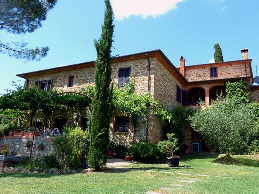 Landhaus / Bauernhof in Civitella in Val di Chiana, Provinz Arezzo