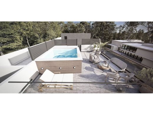 Penthouse in Káto Polemídia, Limassol District