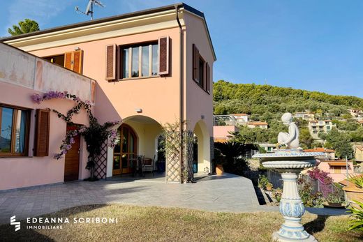 Villa a Andora, Savona