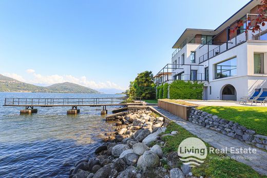 Luxury home in Angera, Provincia di Varese