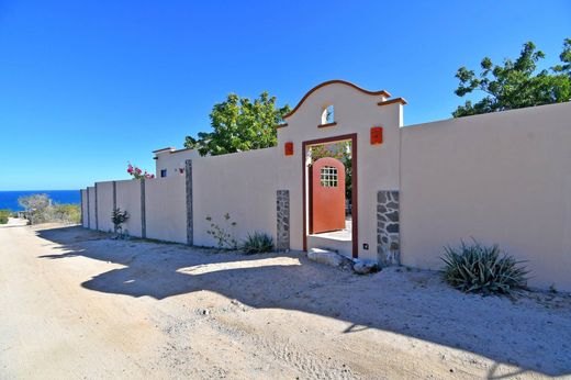 Detached House in El Sargento, La Paz