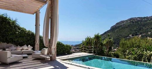 Beausoleil, Alpes-Maritimesのヴィラ