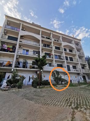 Appartement in Ðenovići, Herceg Novi