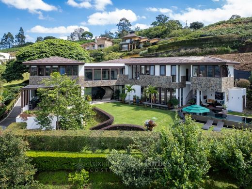 Lüks ev Tres Ríos, La Unión