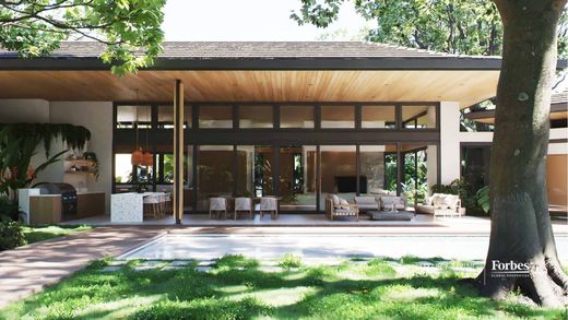 Luxury home in Tamarindo, Santa Cruz