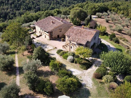 Casa rural / Casa de pueblo en Piegaro, Provincia di Perugia