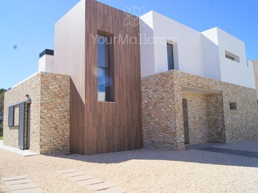 Detached House in Cala Murada, Province of Balearic Islands