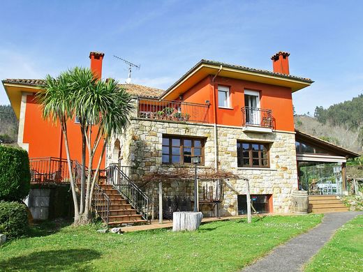 Πολυτελή κατοικία σε Villaviciosa, Province of Asturias