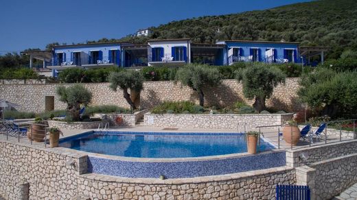 Twee-onder-een-kapwoning in Lefkáda, Lefkada