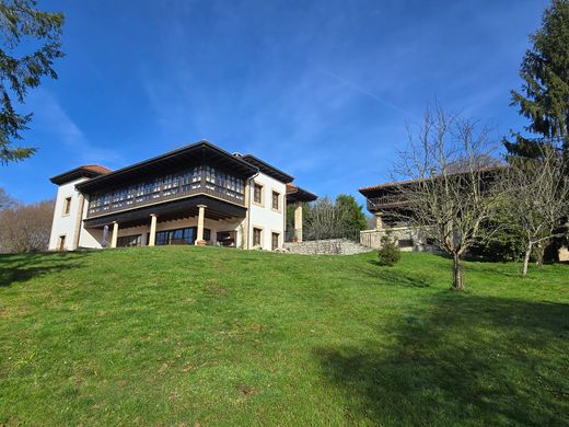 Luxury home in Oviedo, Province of Asturias