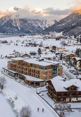 Otel Achensee, Politischer Bezirk Schwaz