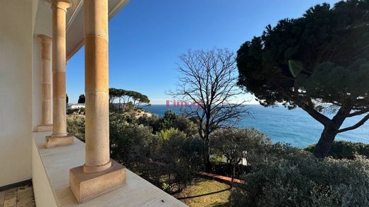 Piso / Apartamento en Albisola Superiore, Provincia di Savona