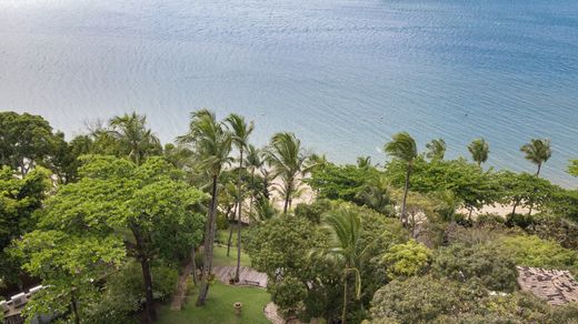 Villa Ilhabela, São Paulo