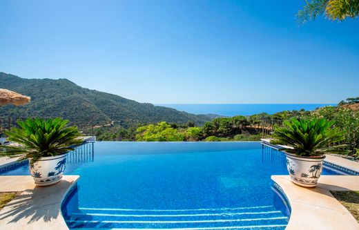 Villa in Marbella, Malaga