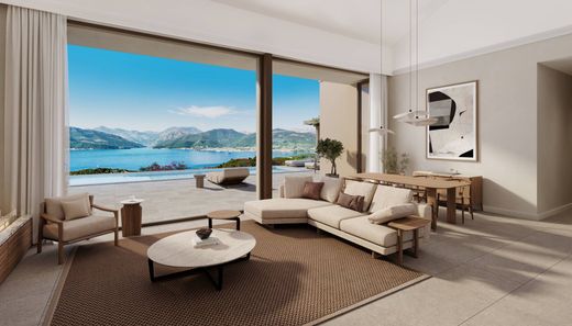 Villa in Tivat