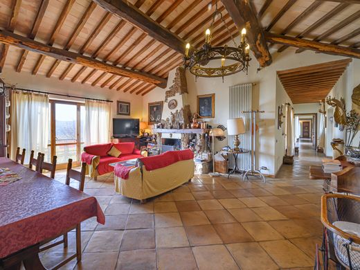 Villa in Capranica, Provincia di Viterbo