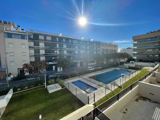 Apartment / Etagenwohnung in Cambrils, Provinz Tarragona
