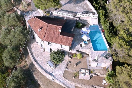 Villa in Dolceacqua, Provincia di Imperia