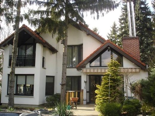 Einfamilienhaus in Michałowice, Powiat pruszkowski