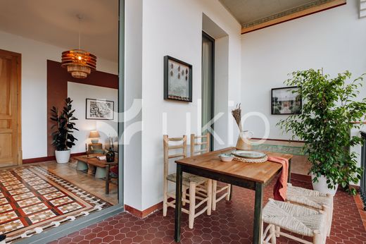 Apartment / Etagenwohnung in Barcelona, Provinz Barcelona