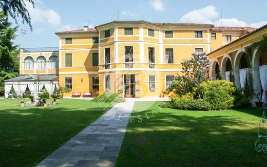 Villa Bassano del Grappa, Vicenza ilçesinde