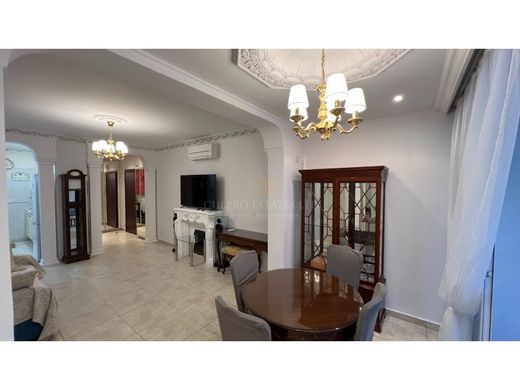 Apartment / Etagenwohnung in Germasógeia, Limassol District