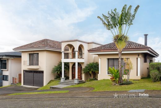 Luxury home in Granadilla, Curridabat