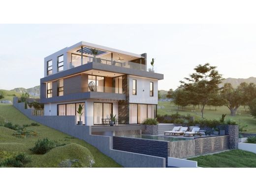 Luxury home in Ágios Athanásios, Limassol District