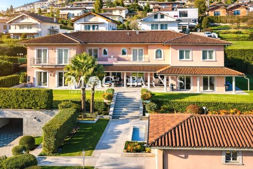 Villa a Lugano, Ticino