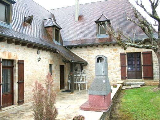Dom jednorodzinny w Salignac-Eyvigues, Dordogne