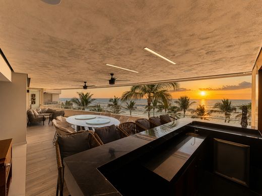 Apartment in Acapulco, Acapulco de Juárez