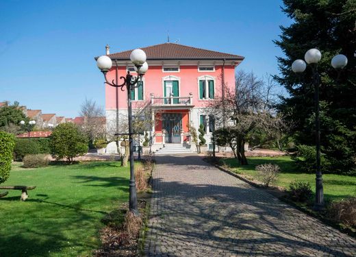 Villa Magnago, Milano ilçesinde